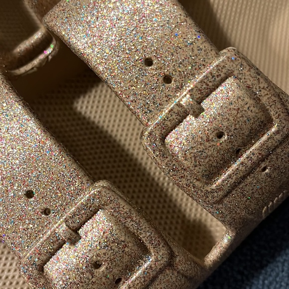 Freedom Moses 39-40 Multi Glitter Gold Slides - Picture 2 of 3